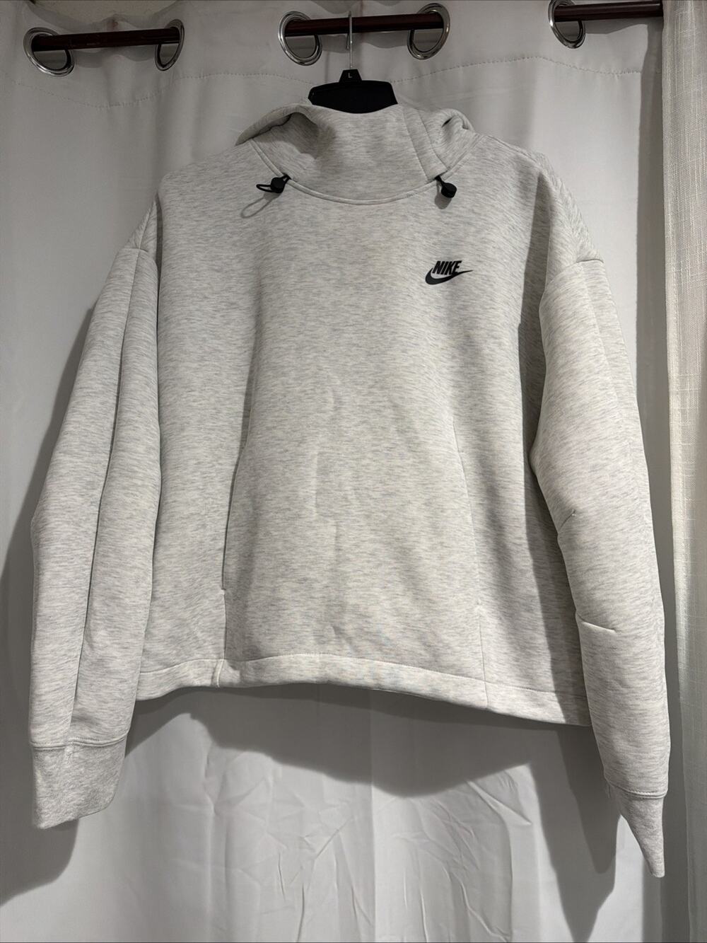 Women’s Large Oversized Fit Light Gray Hoodie Sweatshirt NWT